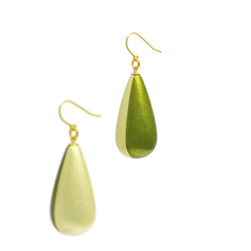 ピアス